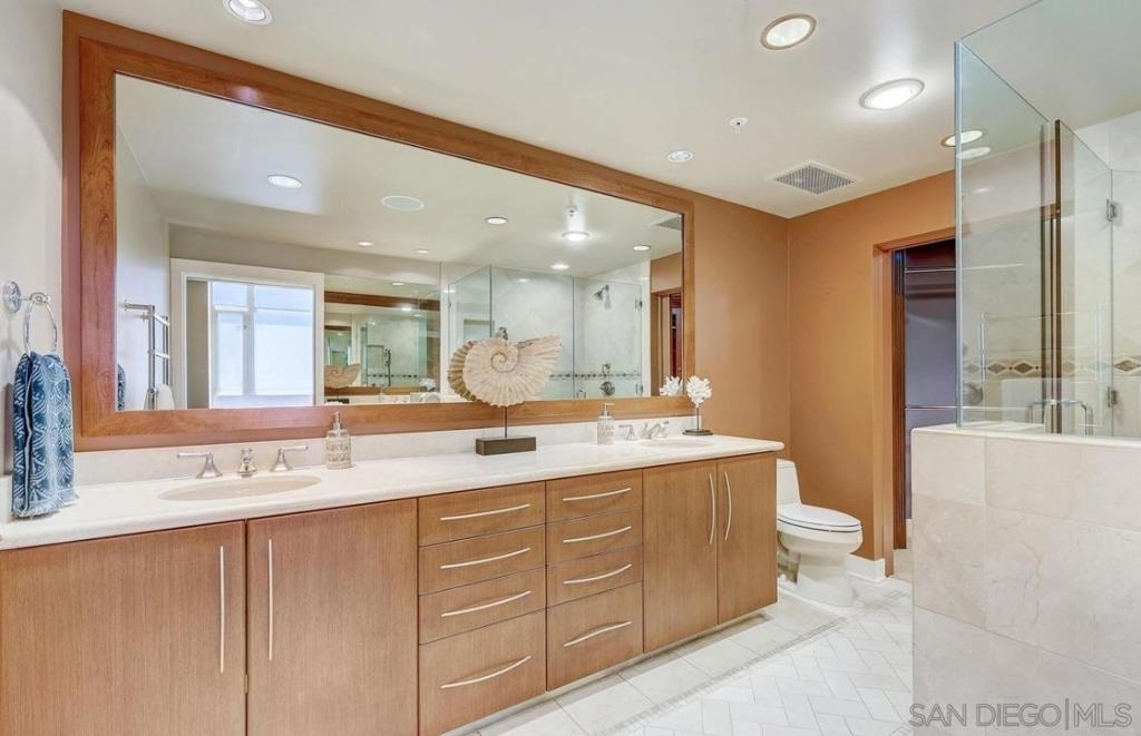 700 W Harbor Dr - Photo 51