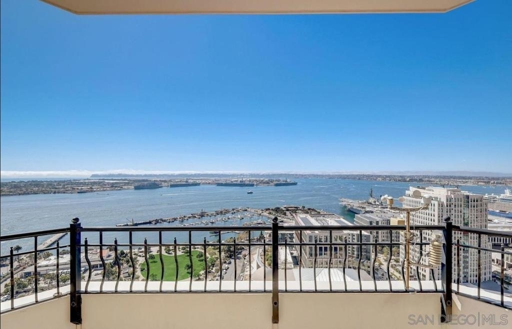 700 W Harbor Dr - Photo 28