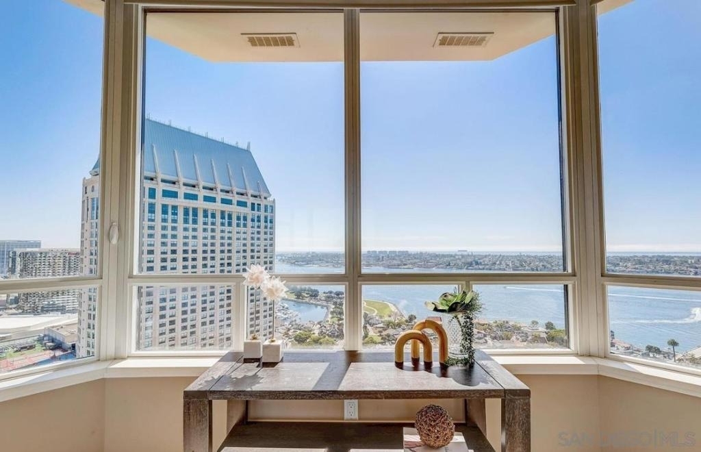 700 W Harbor Dr - Photo 42