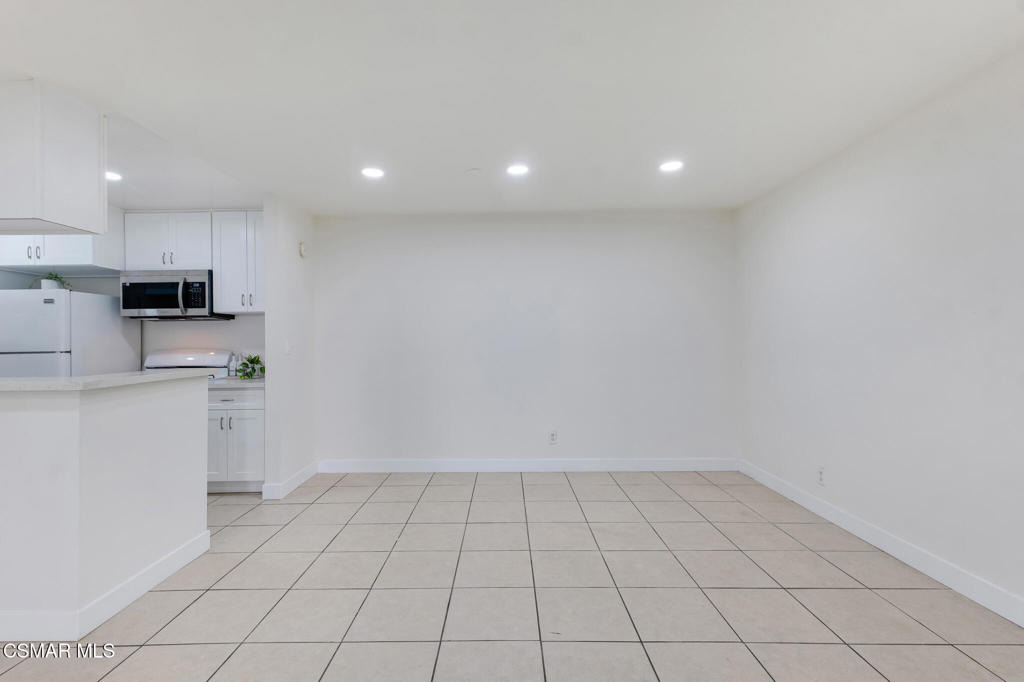 5700 Etiwanda Avenue - Photo 10