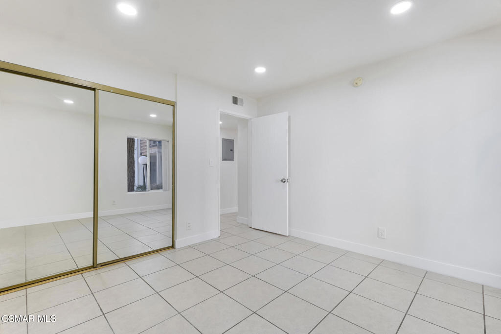 5700 Etiwanda Avenue - Photo 23