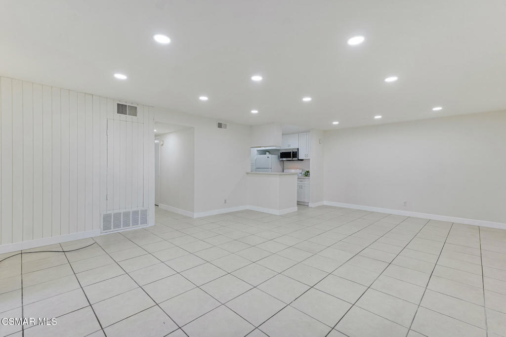 5700 Etiwanda Avenue - Photo 12