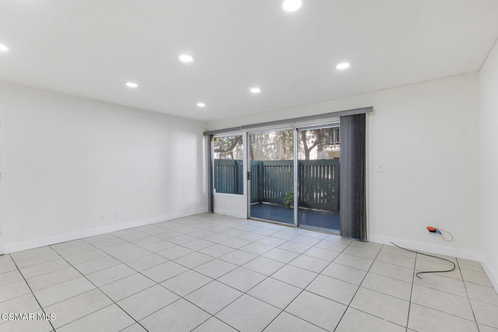 5700 Etiwanda Avenue - Photo 14
