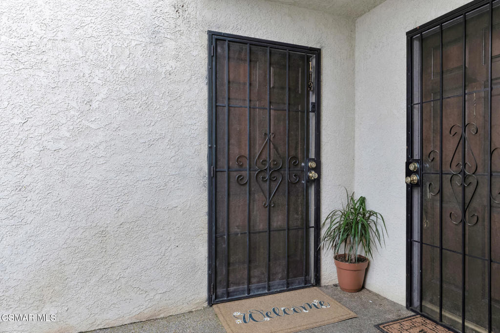 5700 Etiwanda Avenue - Photo 1