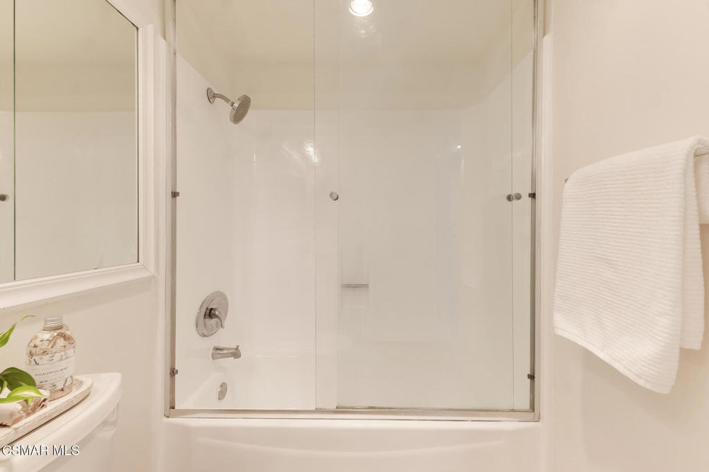 5700 Etiwanda Avenue - Photo 19