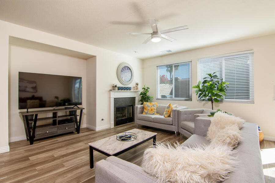 43784 Riunione Place - Photo 2