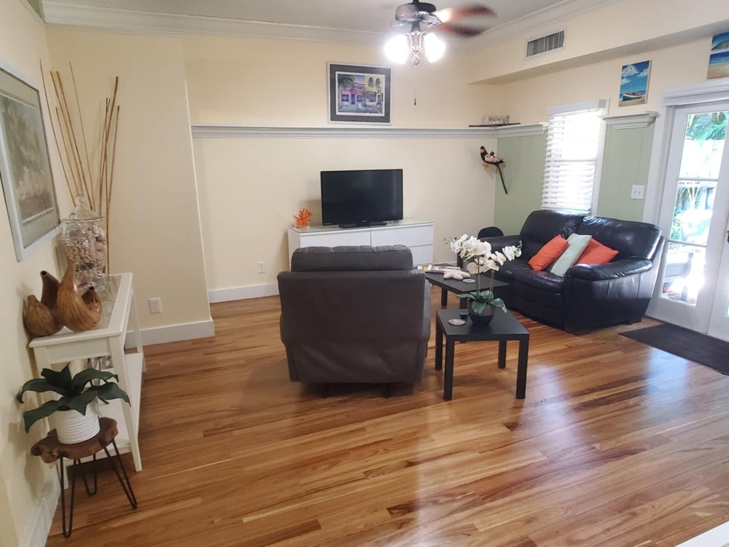 226 Ne 1st Avenue - Photo 8