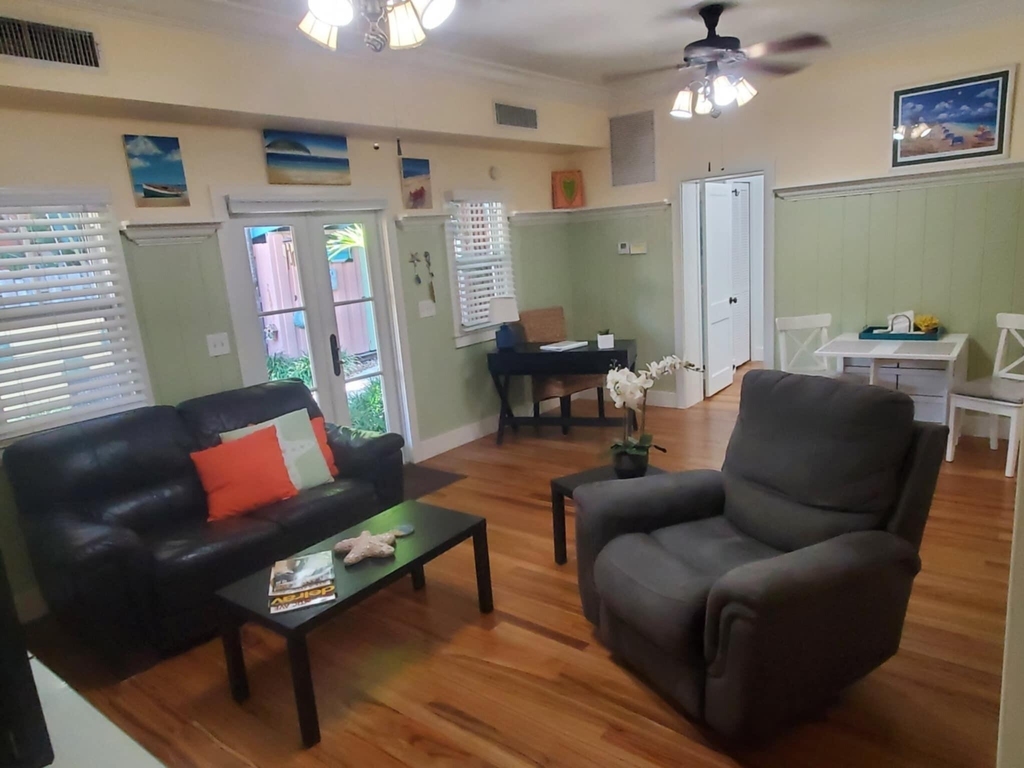 226 Ne 1st Avenue - Photo 4