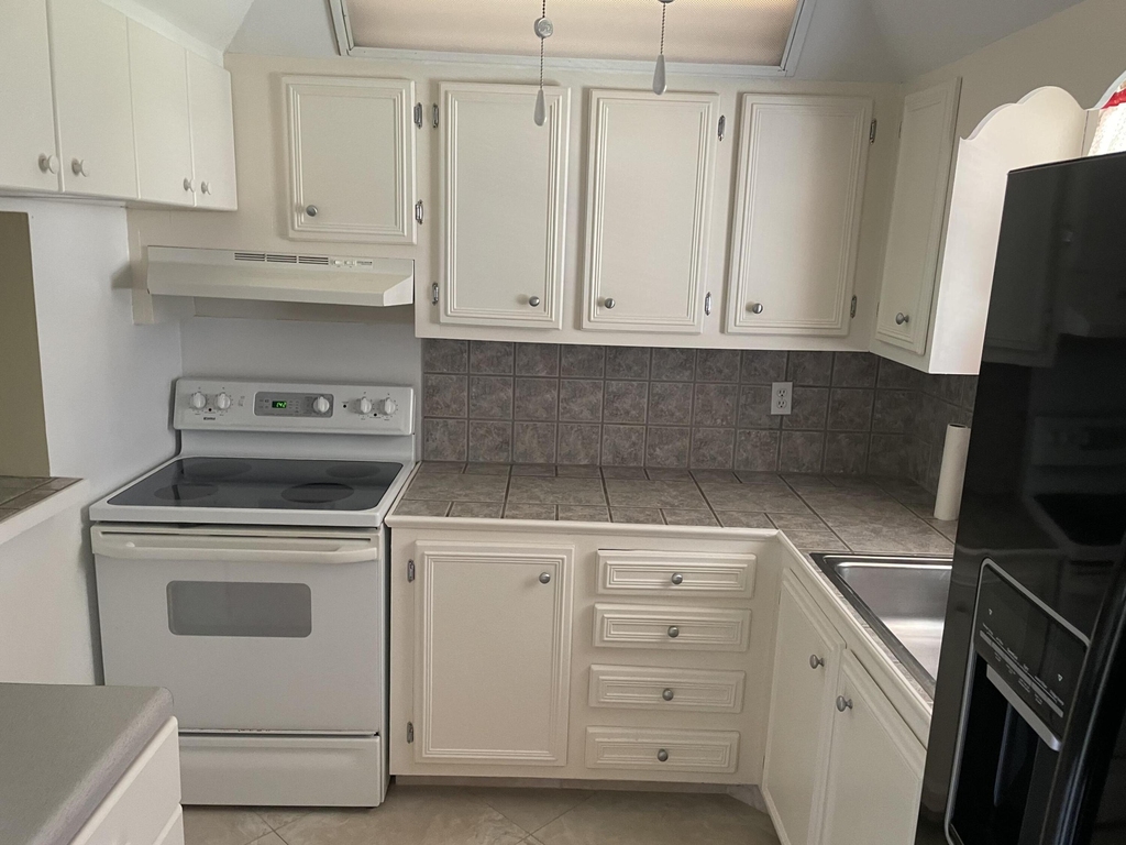 705 Lori Drive - Photo 32