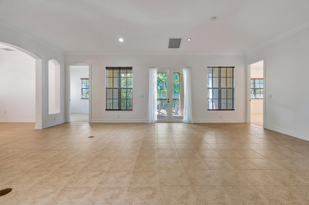 359 Chambord Terrace - Photo 8