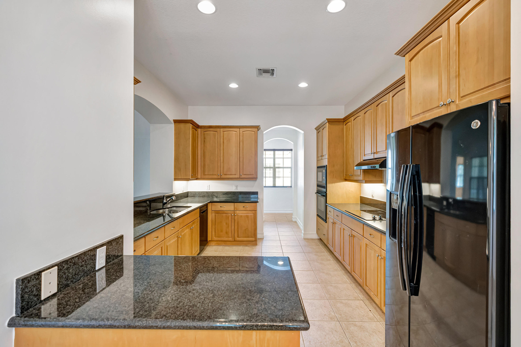 359 Chambord Terrace - Photo 20