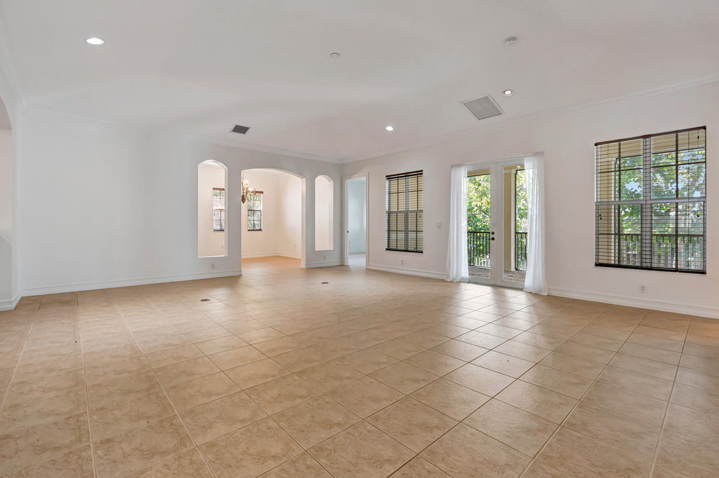 359 Chambord Terrace - Photo 7