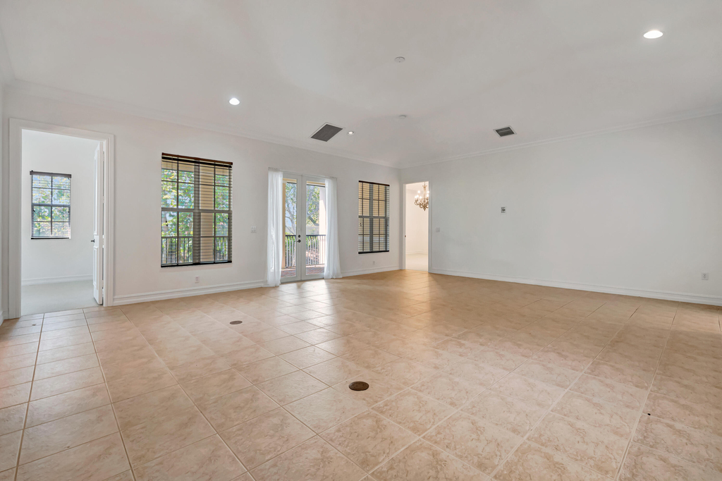 359 Chambord Terrace - Photo 9