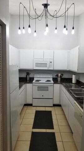 1509 Hawthorne Place - Photo 5