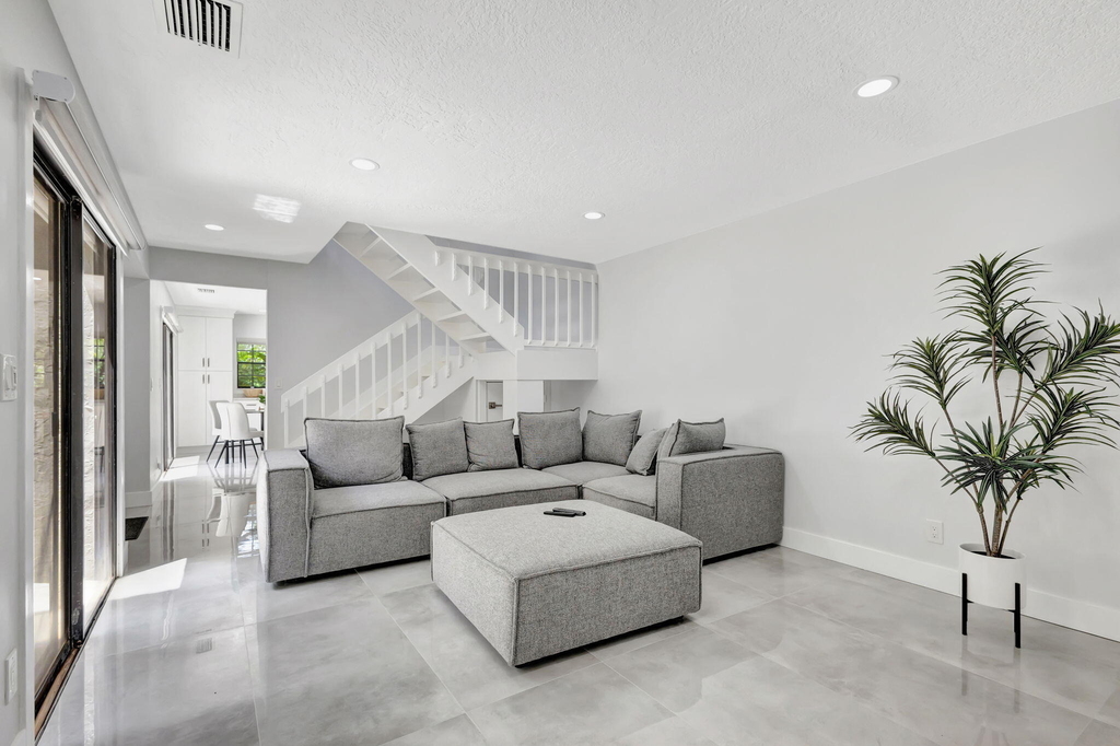 355 Prestwick Circle - Photo 14