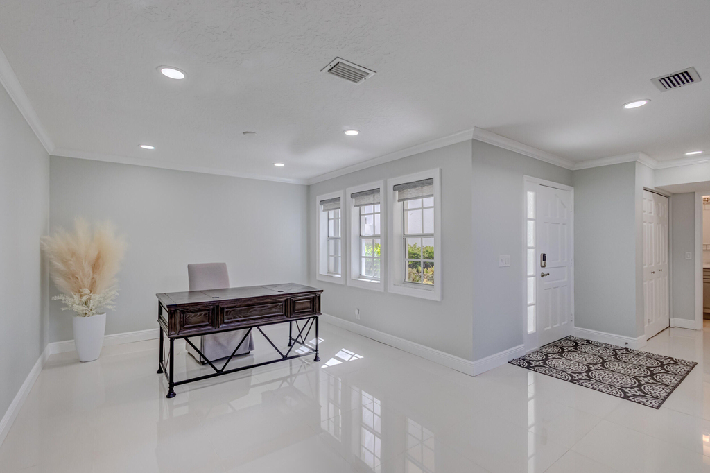 17 Selby Lane - Photo 16