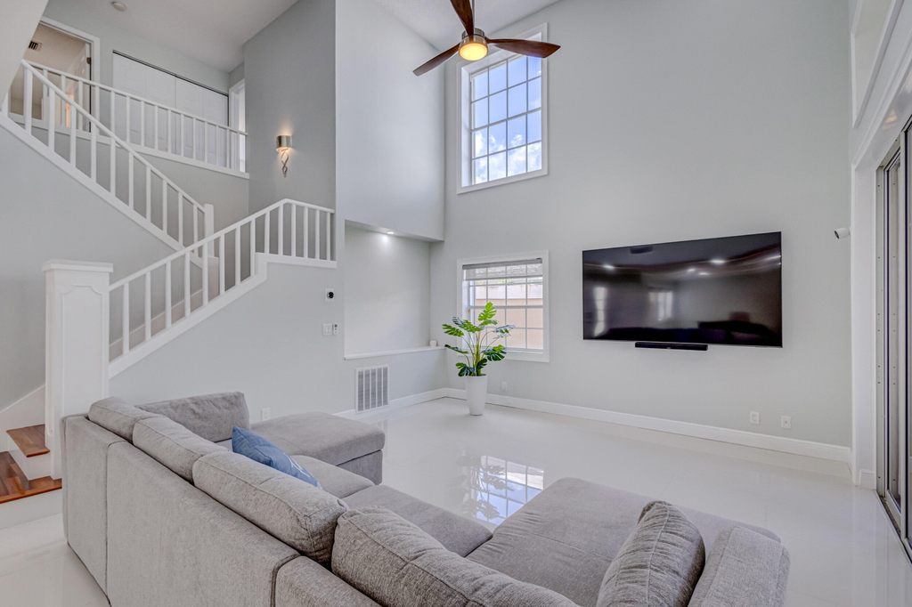 17 Selby Lane - Photo 10