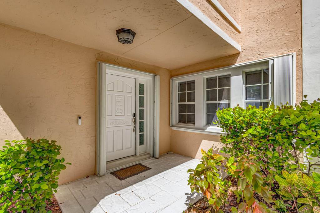 17 Selby Lane - Photo 6