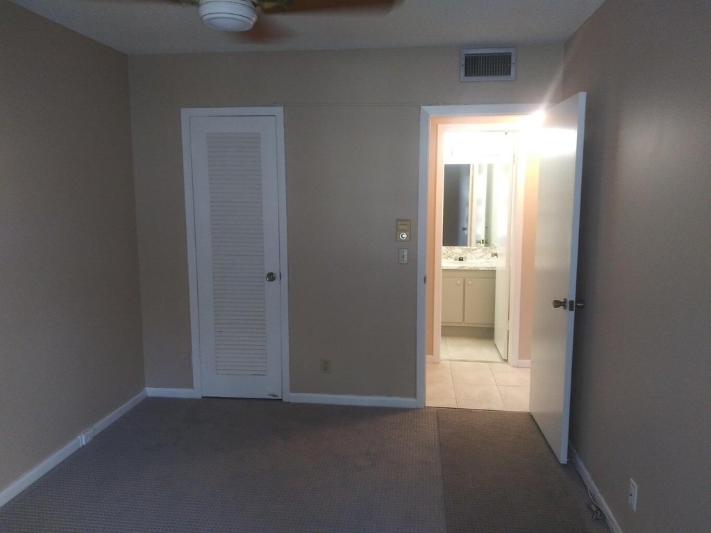 251 Fanshaw F - Photo 7