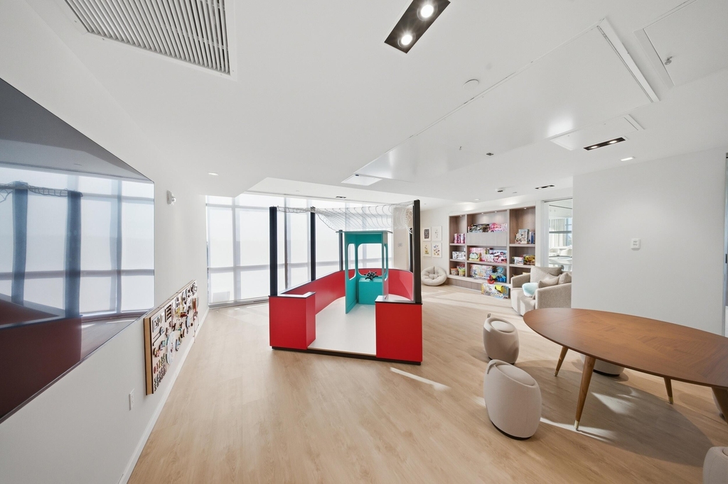 220 Lake Shore Drive - Photo 47