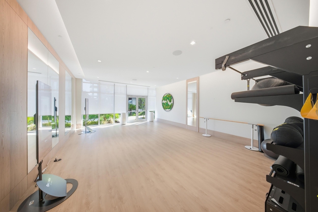 220 Lake Shore Drive - Photo 41