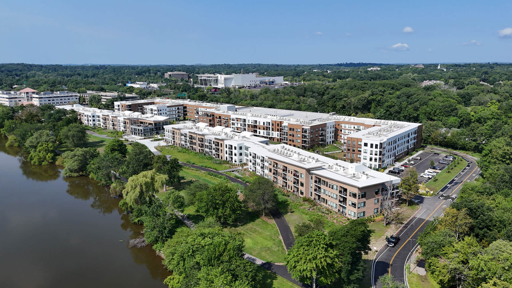 200 Quannapowitt Parkway - Photo 79