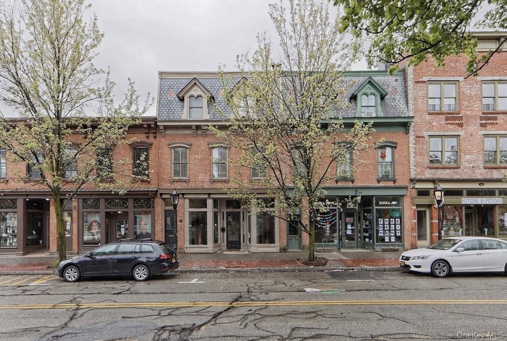 179 Main Street - Photo 0