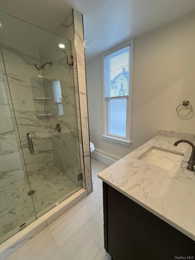 19 Hudson Terrace - Photo 11