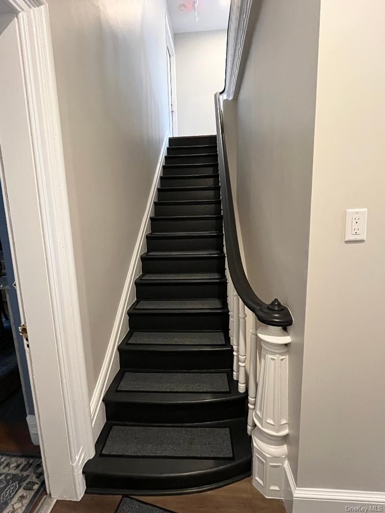 19 Hudson Terrace - Photo 14