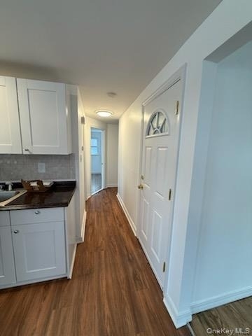 161 Glen Cove Avenue - Photo 5