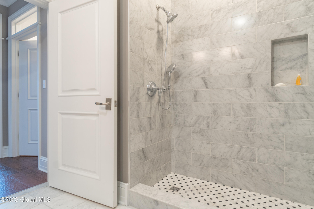 37 Henry Street - Photo 14