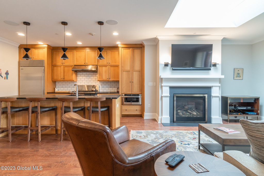 37 Henry Street - Photo 4