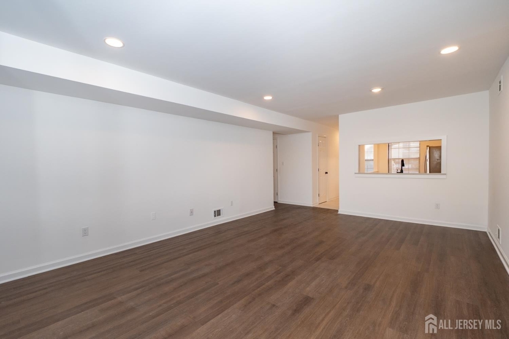 801 Woodbridge Commons Way - Photo 8