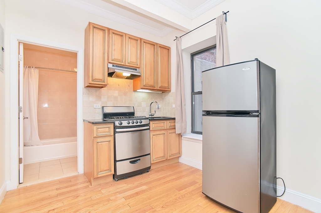 560 W 144th Street - Photo 1
