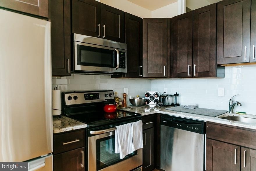 1430 South Street - Photo 2