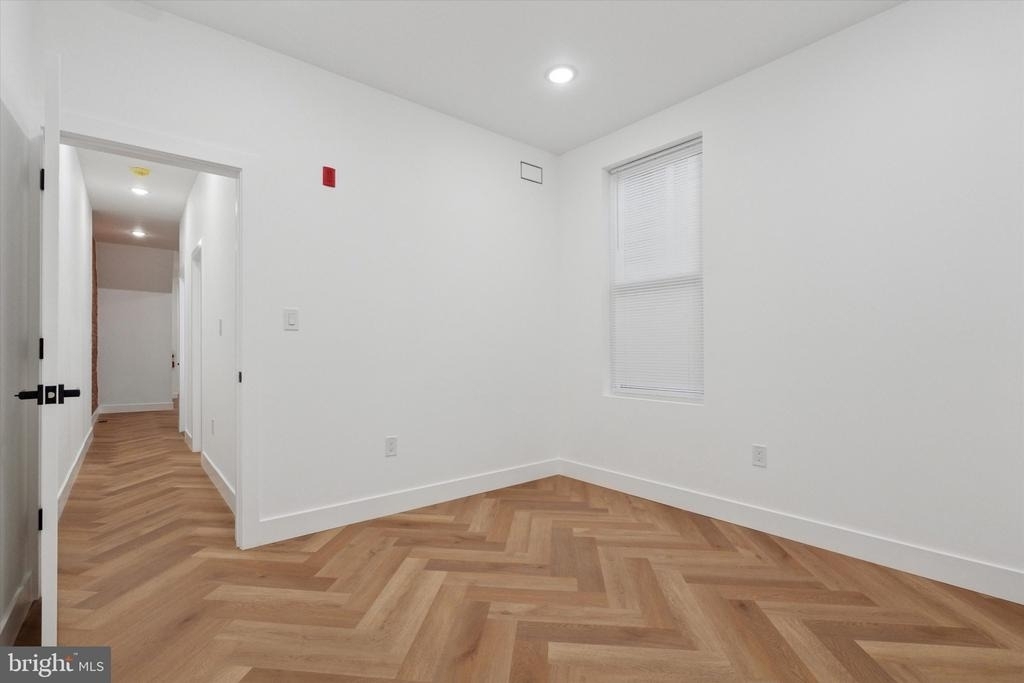 1438 Tasker Street - Photo 15