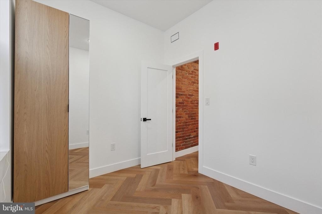 1438 Tasker Street - Photo 8