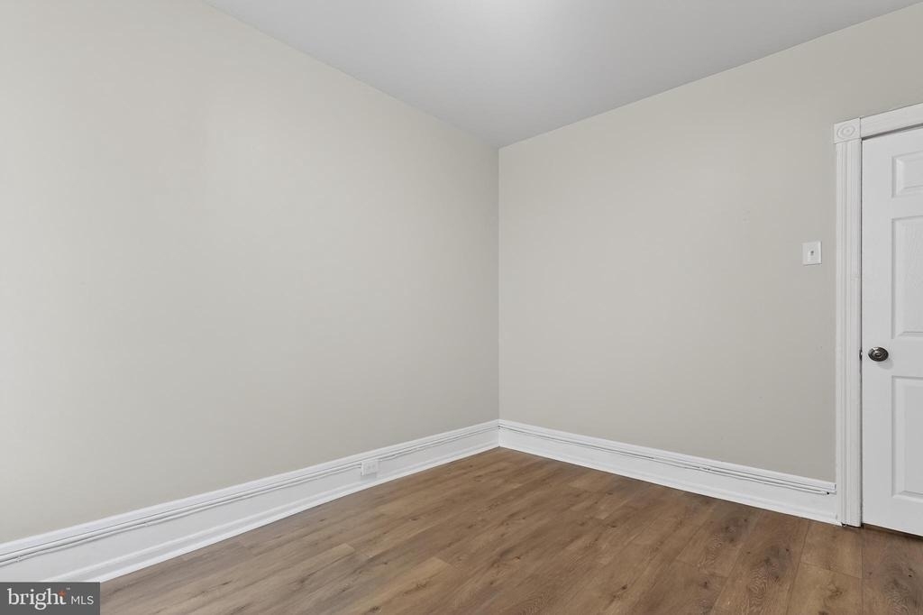 5437 Webster Street - Photo 13