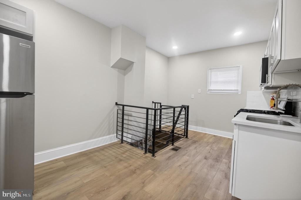5437 Webster Street - Photo 3