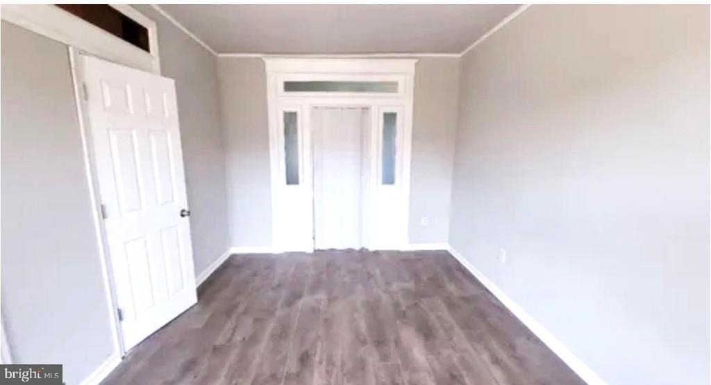 1078 Lalor Street - Photo 2