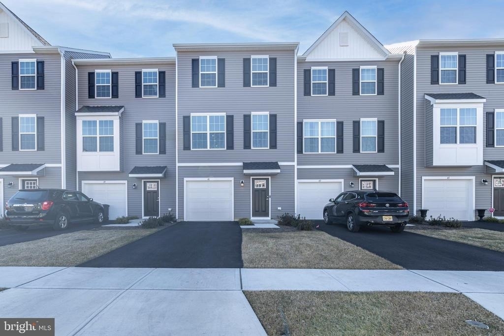 41 Barnes Way - Photo 1