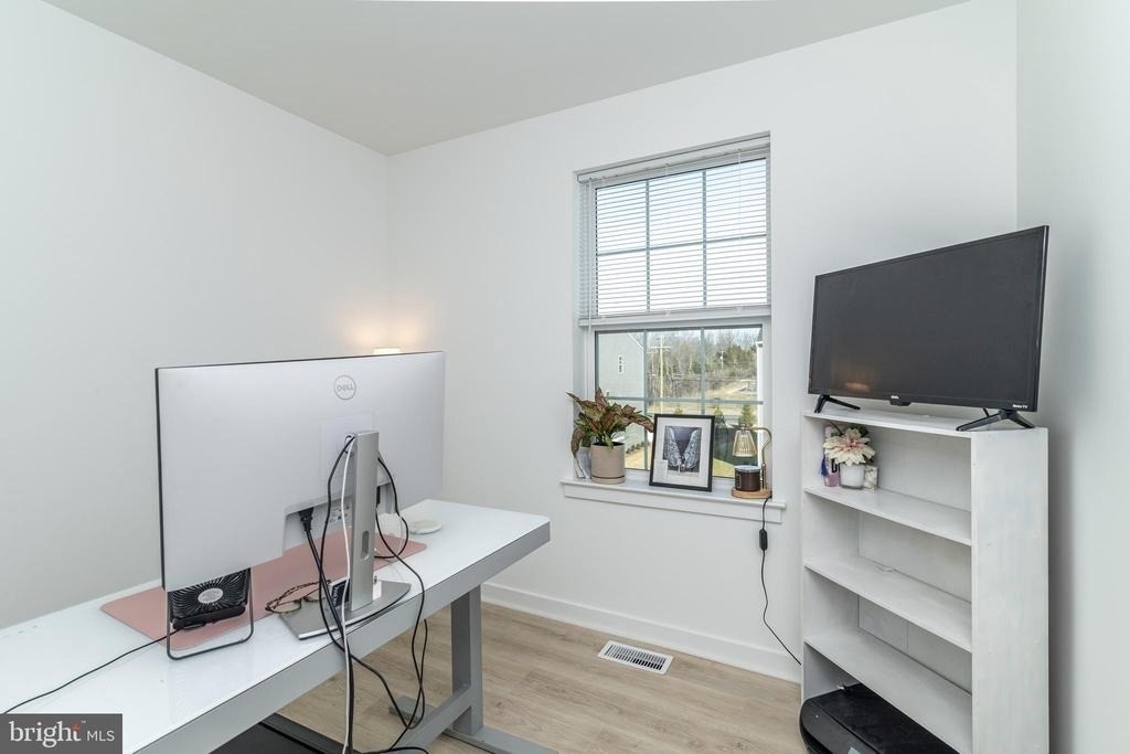 41 Barnes Way - Photo 42