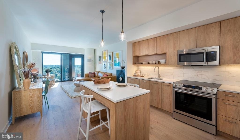 4710 Elm Street - Photo 10