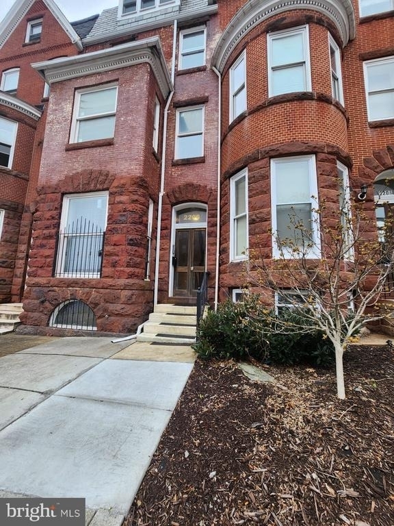 2206 Eutaw Place - Photo 10