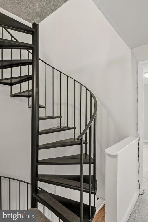 636 Portland Street - Photo 14