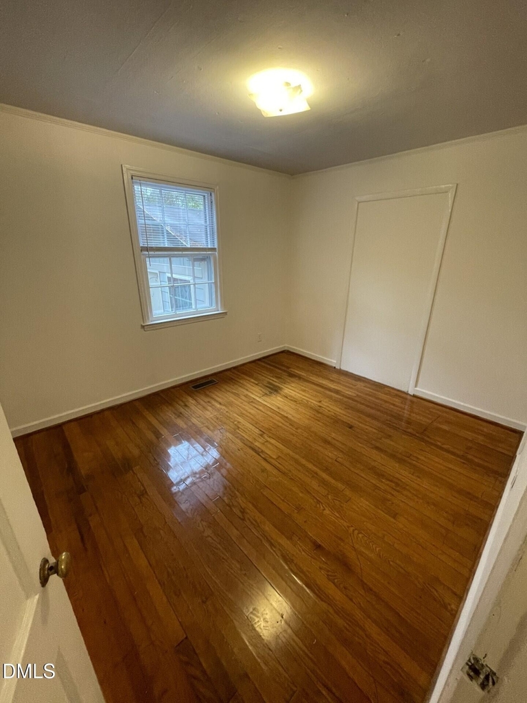 322 Angier Avenue - Photo 3