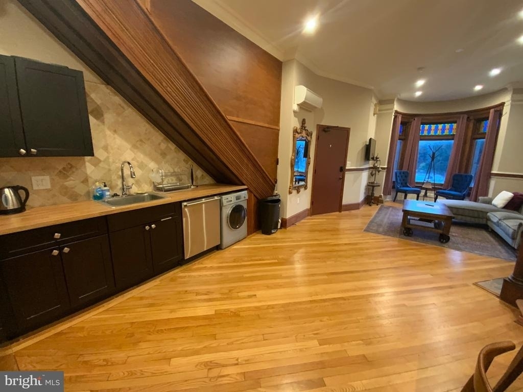 1837 16th Street Nw - Photo 5