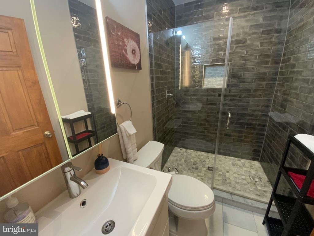 1837 16th Street Nw - Photo 13