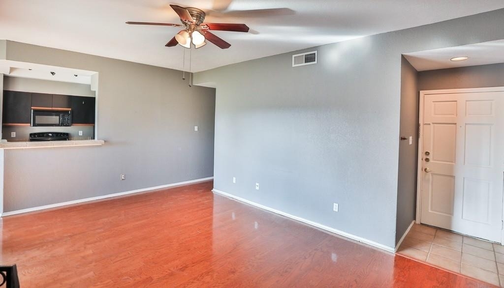 4711 Spicewood Springs Rd - Photo 4