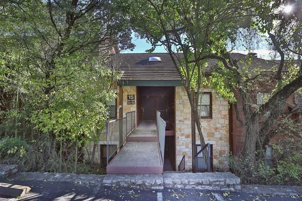 4711 Spicewood Springs Rd - Photo 23